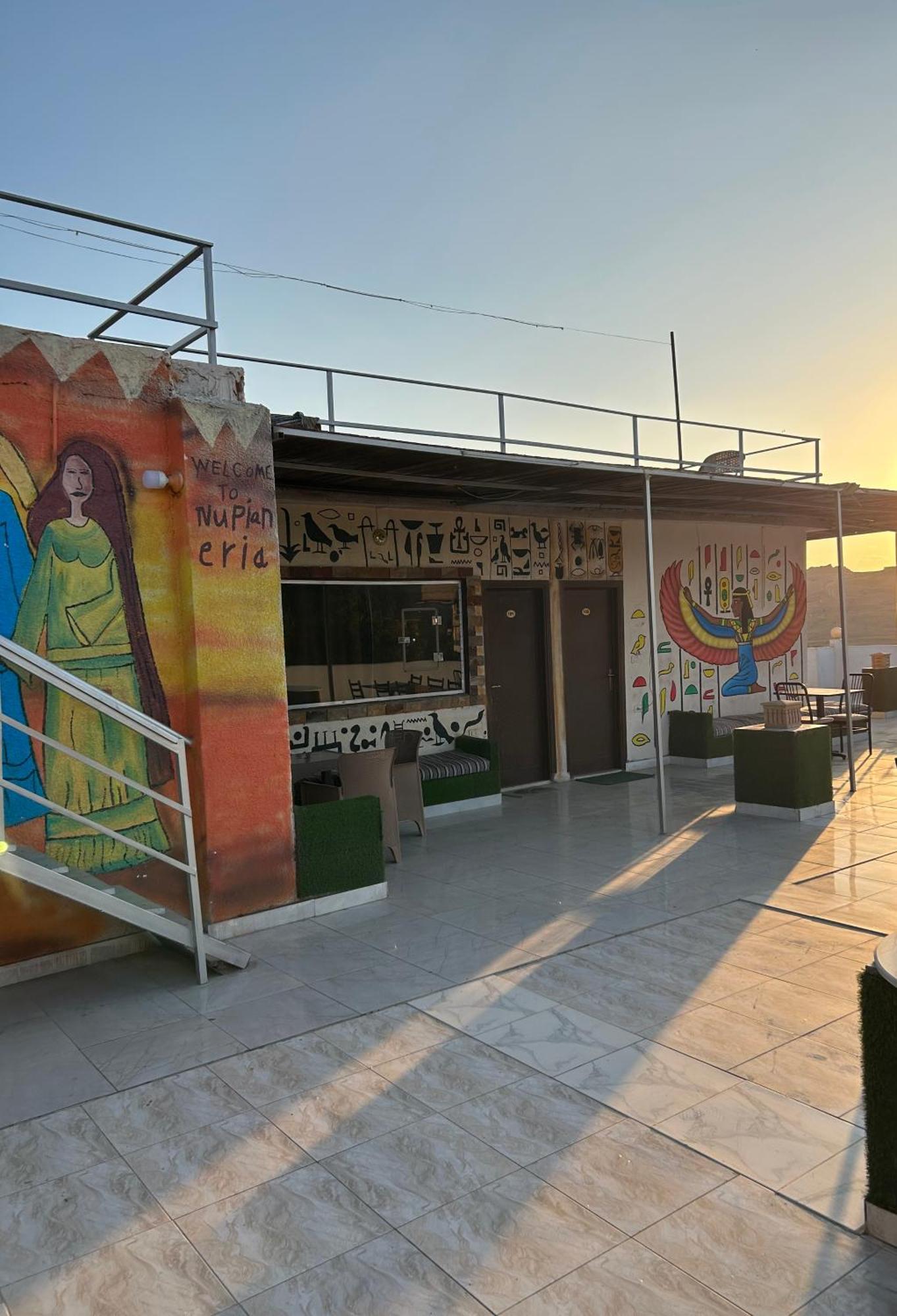 Matto Pyramids Inn Kafret el-Gabal Exterior photo